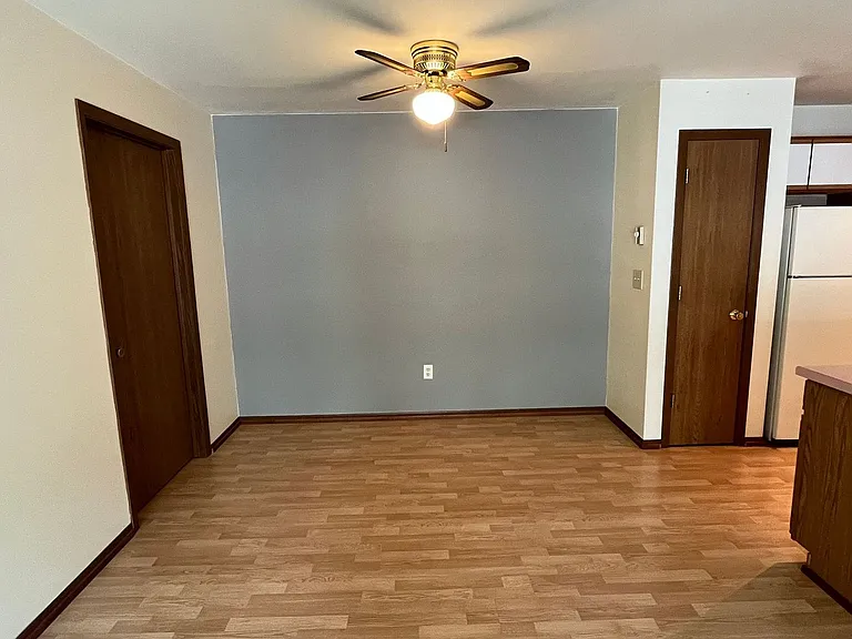 805 W Allman St — Photo 6