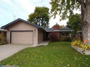3810 Spruce St, Lincoln, NE 68516