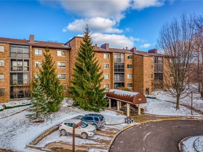 160 Fox Hollow Dr APT 507D, Mayfield Heights, OH, 44124