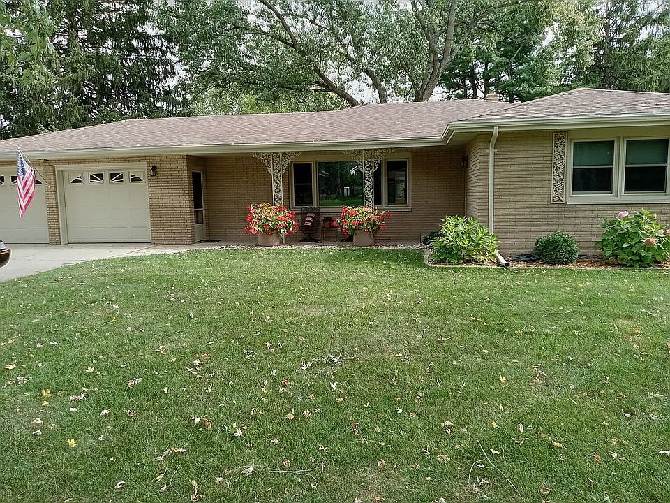 1st image of 8219 Brookwood Dr
