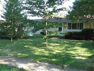3rd image of 239 Franklin Ave