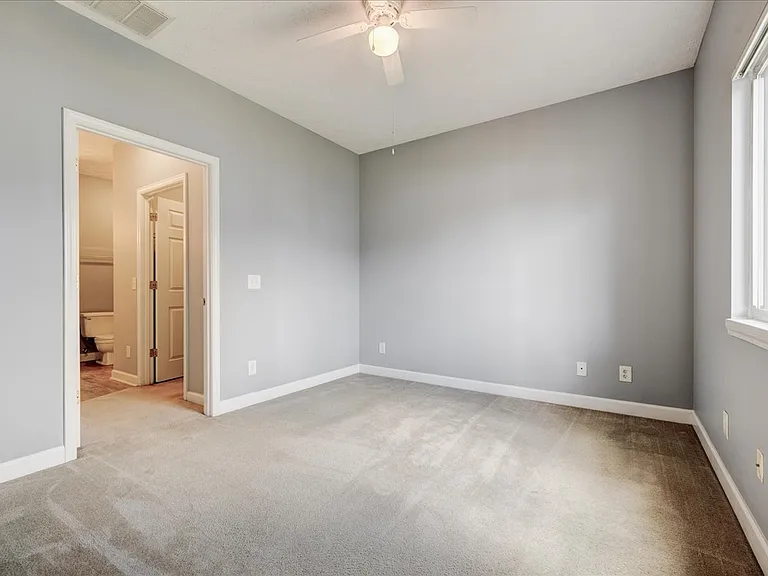 Cross Lake Apartments — Photo 30