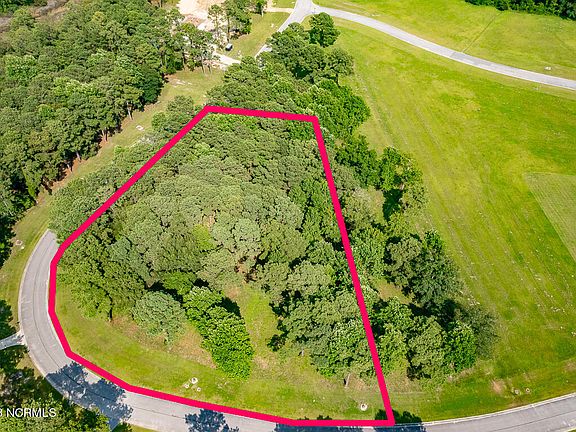5th image of 249 Southern Plantation Drive N