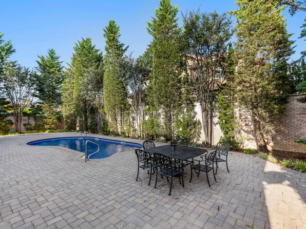 104 Malba Drive image 25 of 25