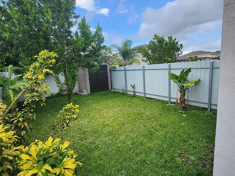 13245 SW 271st Ter #1 — Photo 5