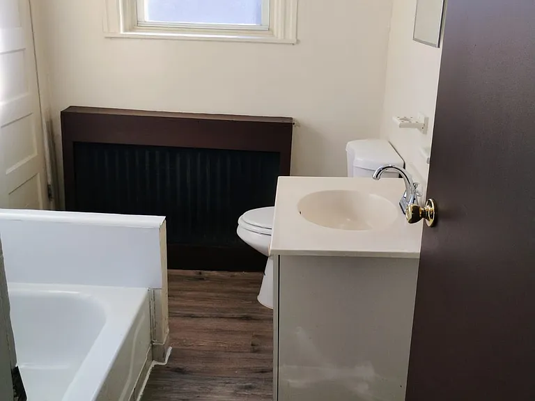 5202 Webster St #2 — Photo 13
