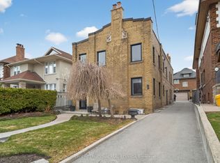 24 College View Ave #1B, Toronto, ON M5P1J4