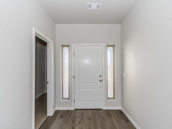 5th image of 1103 Chardonnay Blvd
