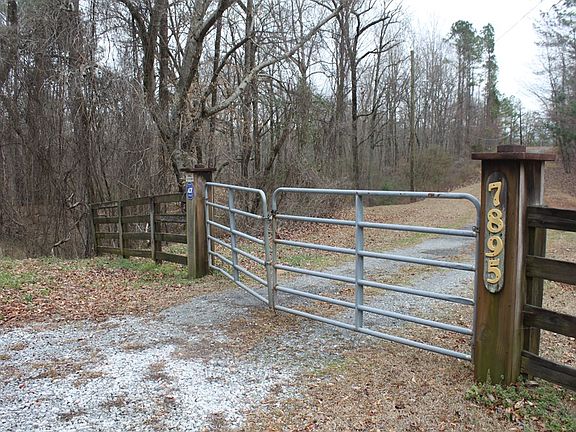 2nd image of 7895 Cove Rd