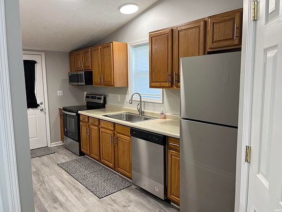 4th image of 709 S 23rd St