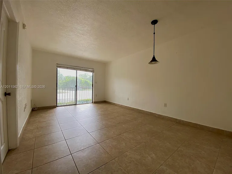 445 SW 11th St #107 — Photo 8