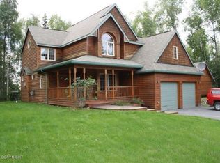 22400 Inlet Vista Dr, Chugiak, AK 99567