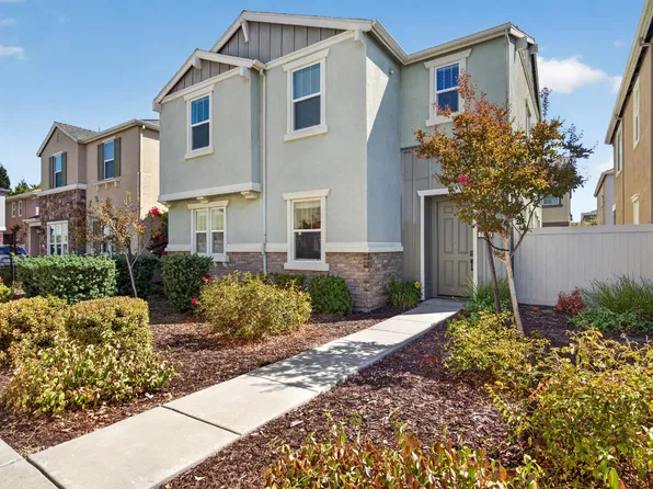 1049 Dennington Pl, Roseville, CA 95747