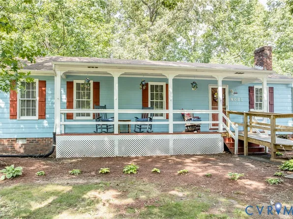 11643 Chester Station Dr, Chester, VA 23831