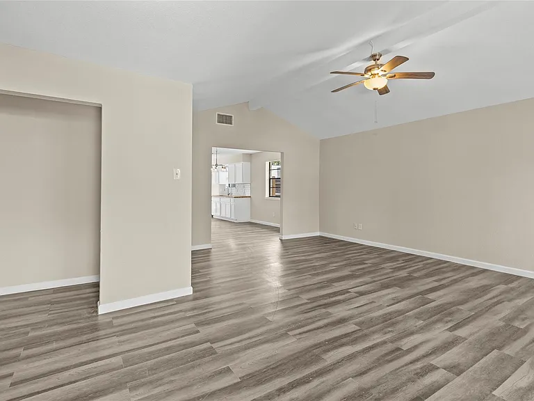 5026 Fitzwater Dr — Photo 4