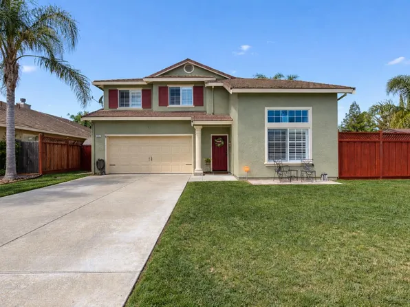 1500 Mimosa St, Hollister, CA 95023
