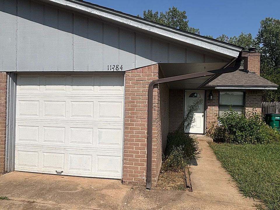 1st image of 11384 Glade Ave #1