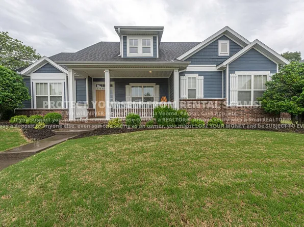 1404 SW Liberty Ave, Bentonville, AR 72712
