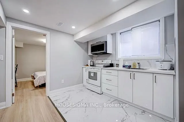 28 Earlton Rd #BASEMENT — Photo 3