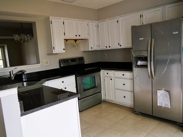 8675 Manahan Dr, Ellicott City, MD 21043