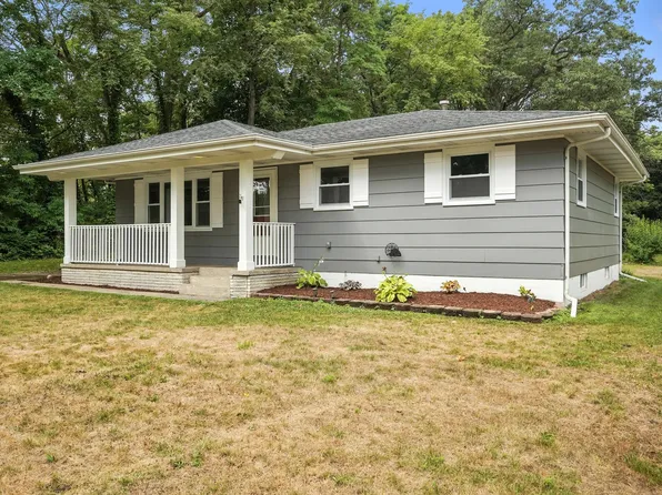 2584 Peach St, Portage, IN 46368