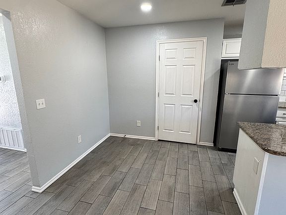5th image of 8101 Cinnamon Teal Dr