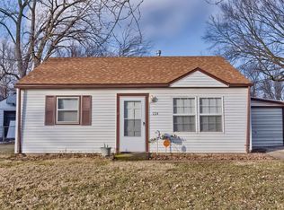 224 Arcadia Dr, Rantoul, IL 61866