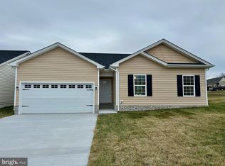 547 Great Oak Ct, Woodstock, VA
