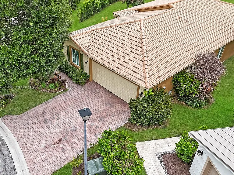 5603 SE Graham Dr — Photo 34