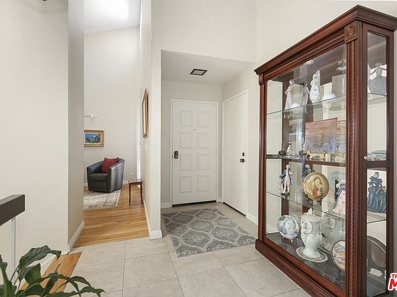 4th image of 4225 Via Arbolada Unit 549