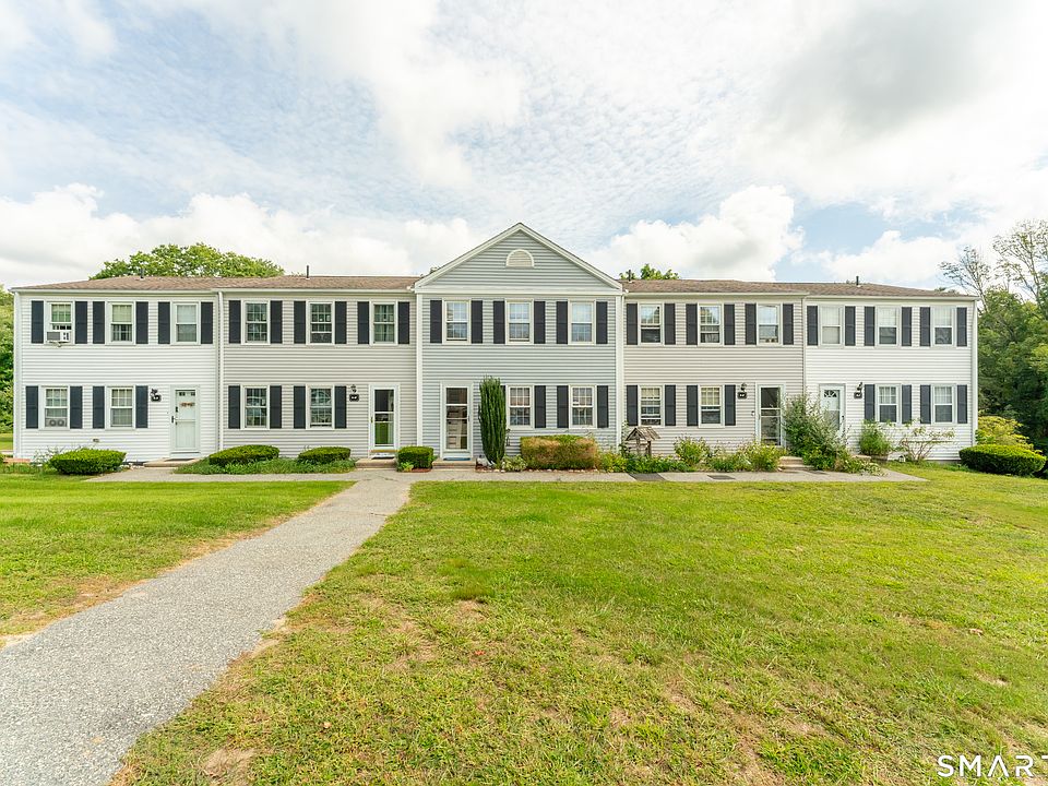 1st image of 8 Lakeside Drive #L