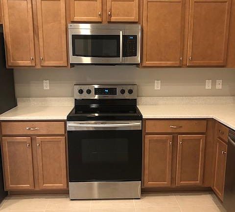 4th image of 28 Rosepetal Ln #Ab