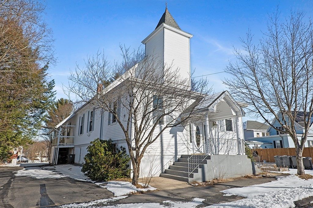 9 Wasa St, Gardner, MA 01440 Zillow