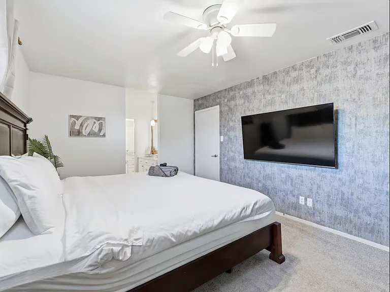7841 El Pensador Dr — Photo 57