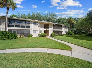 6002 Laketree Ln APT L, Temple Terrace, FL 33617