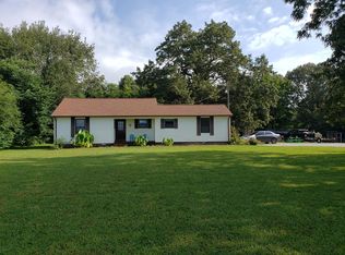 739 Old Seminary Rd, Manchester, TN 37355