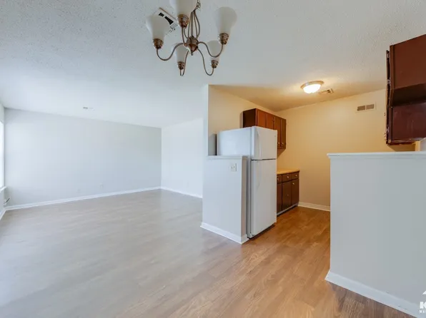 3463 S Saint Clair St, Wichita, KS 67217