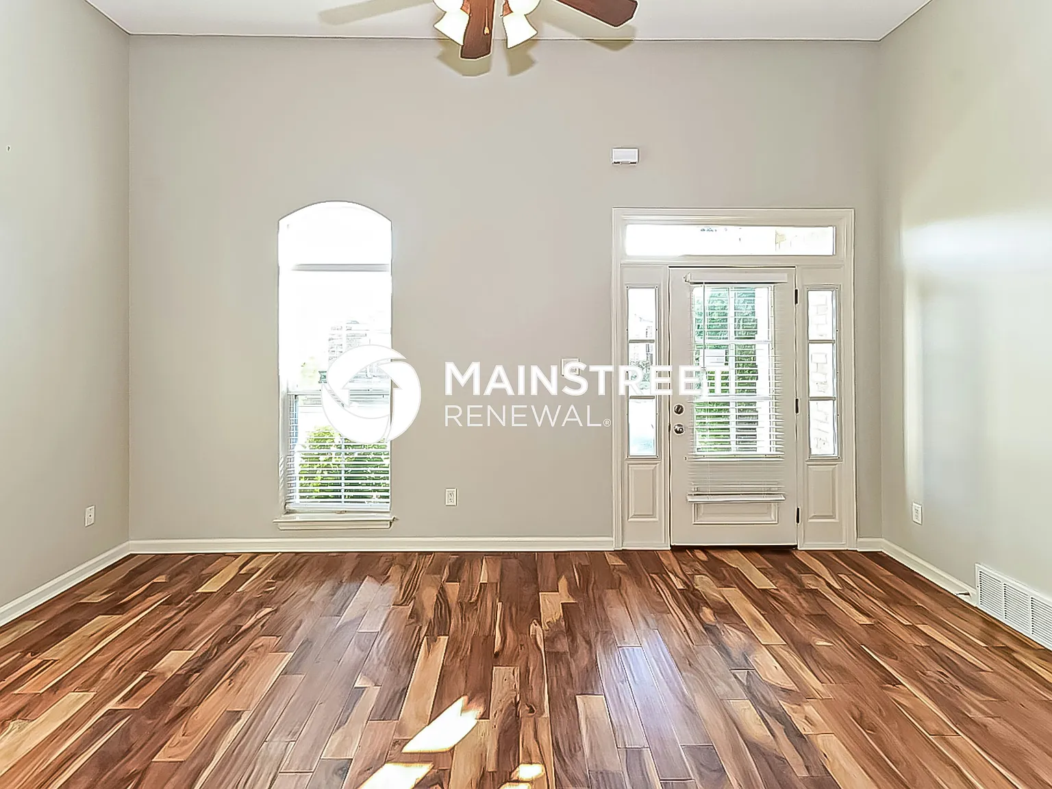 10186 Morning Hill Dr — Photo 2
