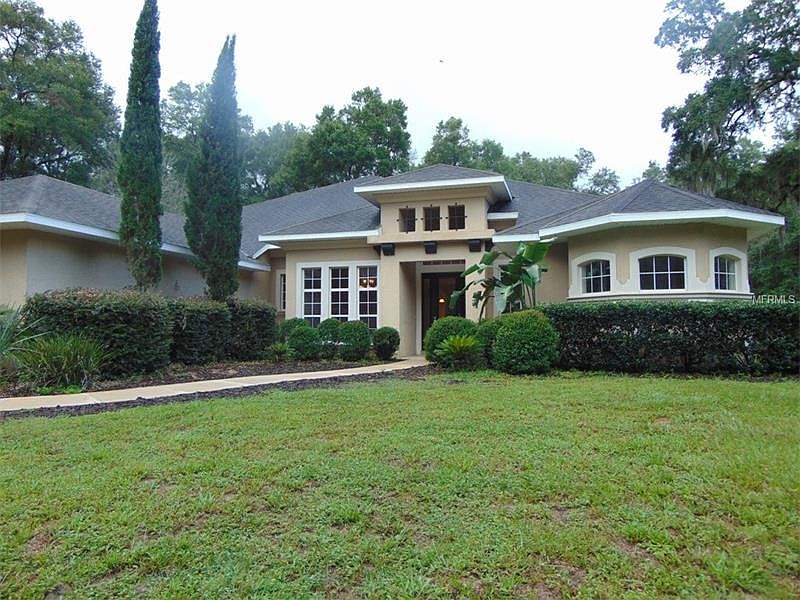 1st image of 1942 Hillcrest Oak Dr