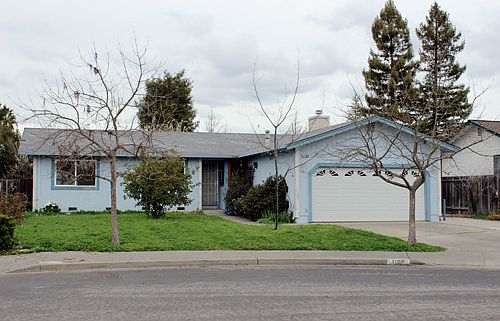 2nd image of 1109 Graham Ct