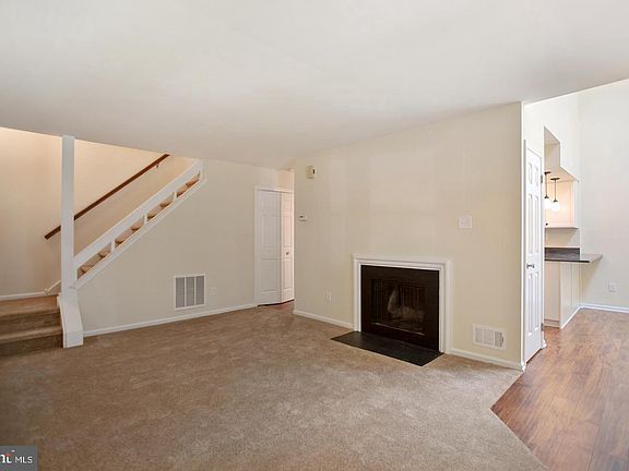 5th image of 13 Heather Ct