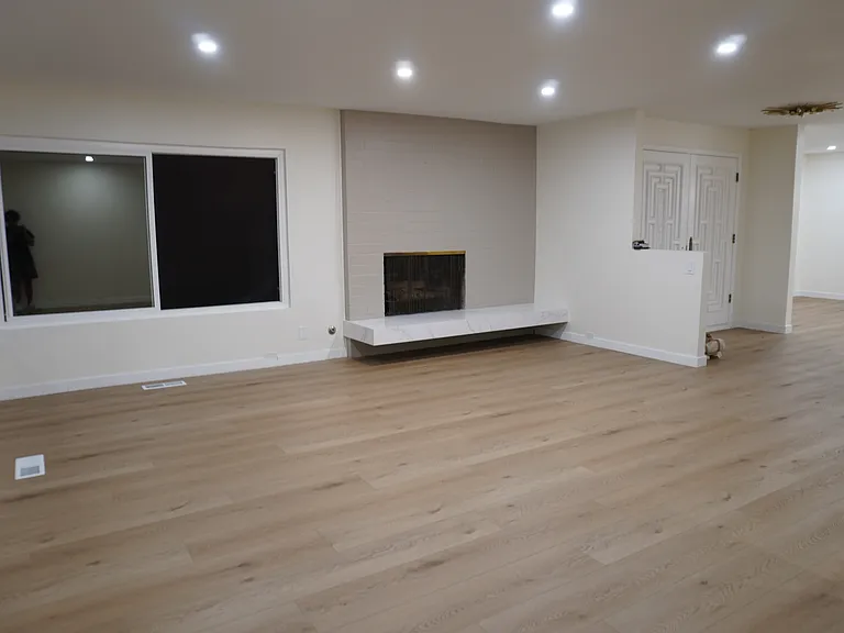 954 Harbor View Dr — Photo 10