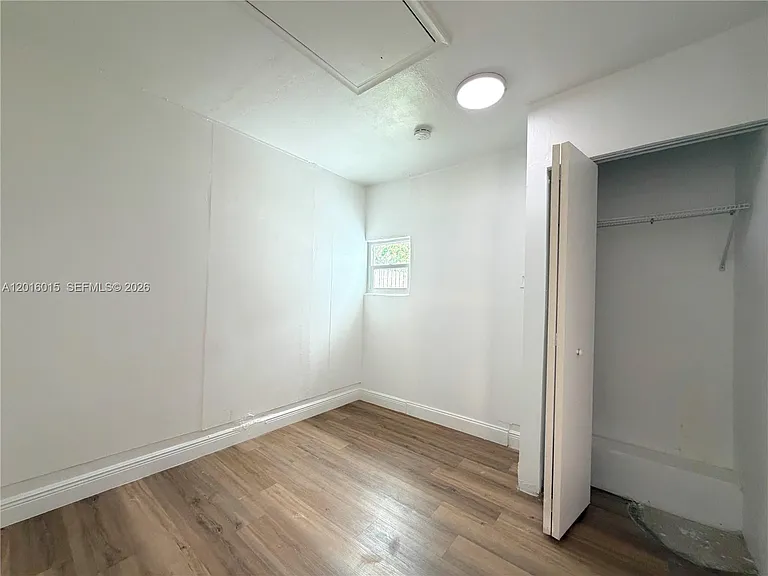1740 SW 47th Ave — Photo 10