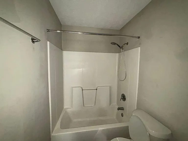 403 Raintree St — Photo 13