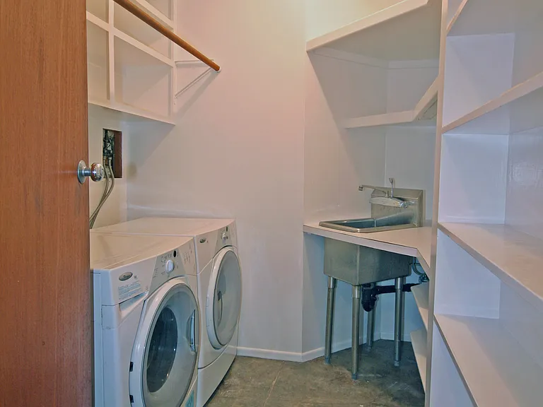 250 5th Ave #250 — Photo 8