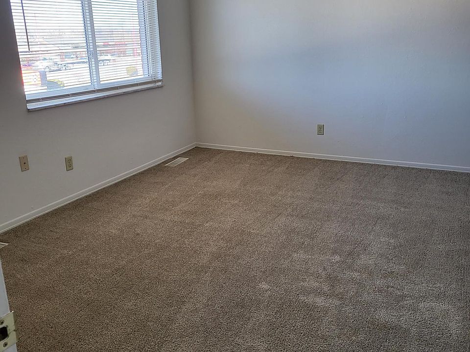 1st image of 4064 Nottingham Estates Dr