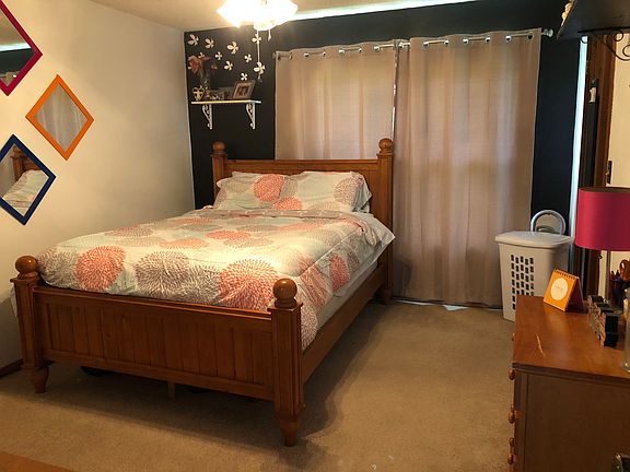 Bedroom #2 w/ walk-in closet