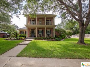 210 Turtle Rock Dr, Victoria, TX 77904