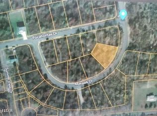 210 Mohawk Dr, Hazleton, PA 18202