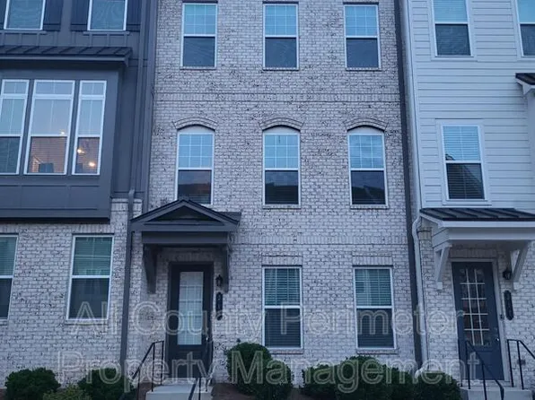 213 Spike Trl, Smyrna, GA 30080